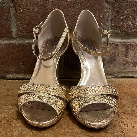 Alfani Step n Flex Ivvey‎ gold sparkly strappy heeled sandals - Picture 1 of 6